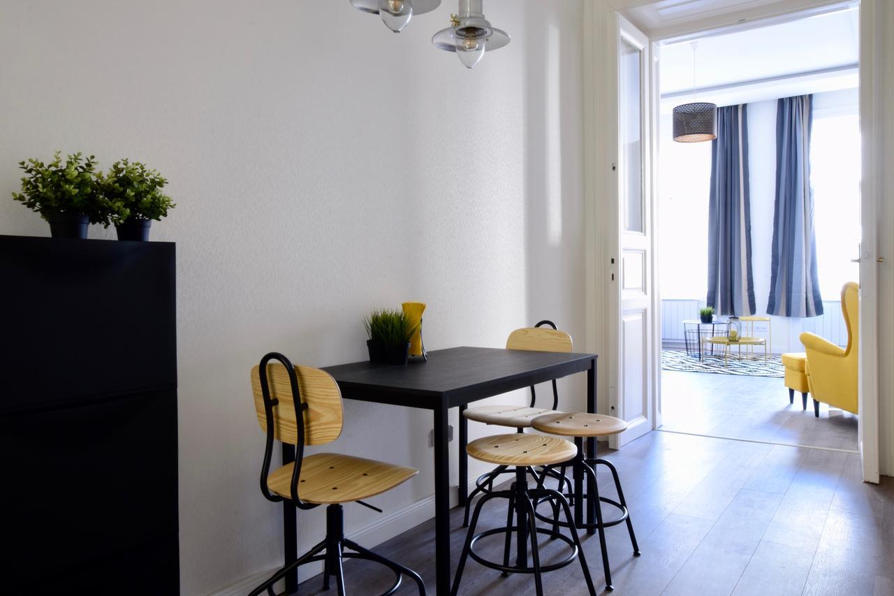 Standard Apartment By Hi5 - Dessewffy 39 Budapest Exterior photo