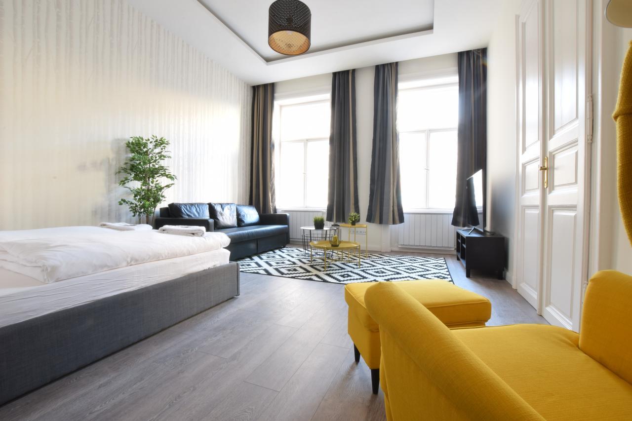 Standard Apartment By Hi5 - Dessewffy 39 Budapest Exterior photo